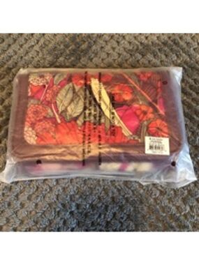 Vera Bradley Ultimate Wristlet Bohemian Blooms with Faux Leather NWT